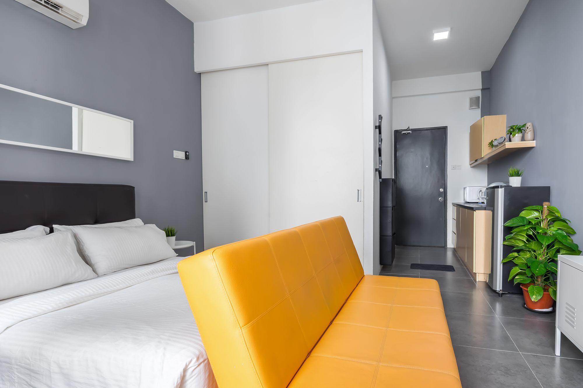 The 12 Suites @ Empire Damansara Petaling Jaya Eksteriør bilde